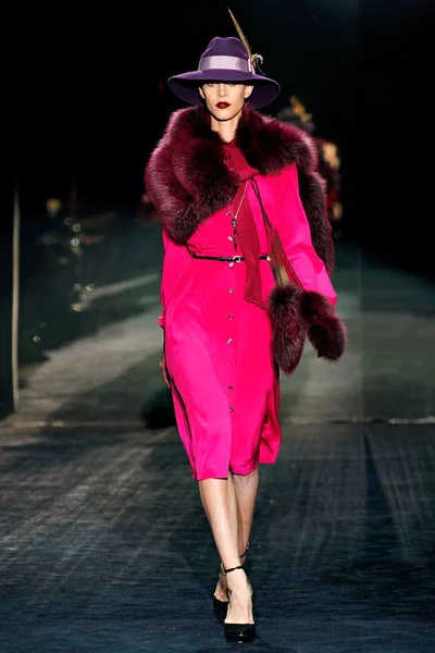 Look 29